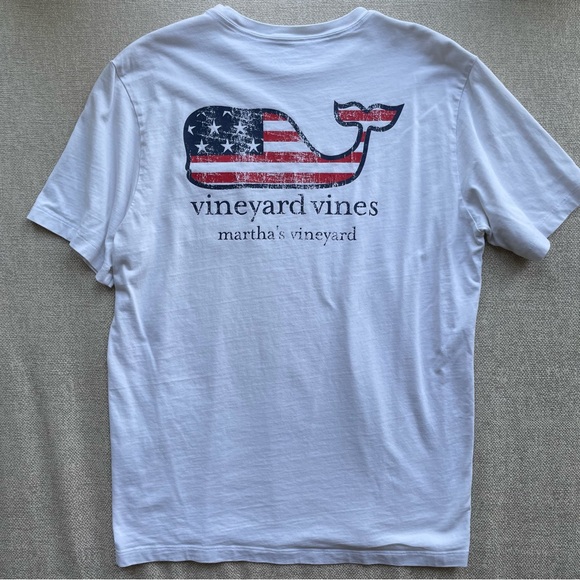 Vineyard Vines T-Shirt - Picture 4 of 4